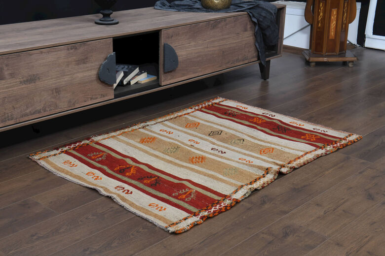 3'x4' Vintage Handmade Kilim Rug