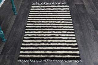 Black White - Vintage Small Rug - Thumbnail