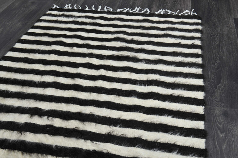 Black White - Vintage Small Rug