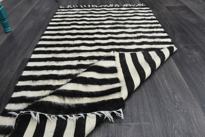 Black White - Vintage Small Rug