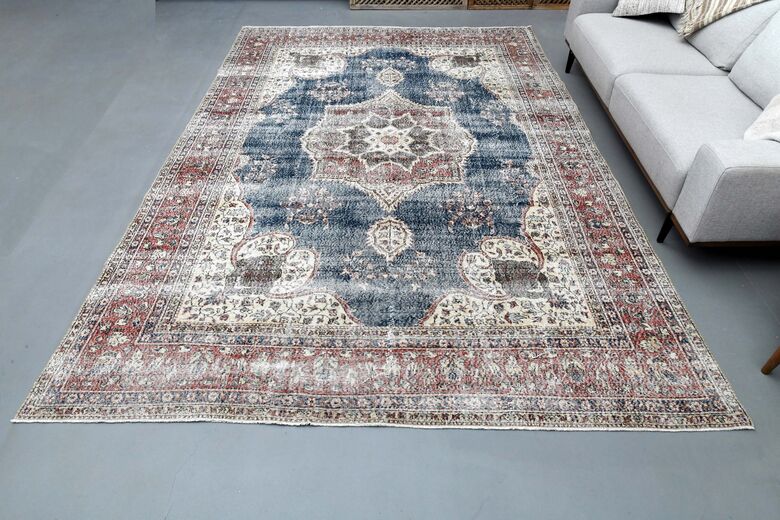 Navyl Blue Vintage Rug