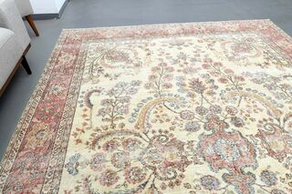 Oriental Turkish Area Rug - Thumbnail