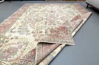 Oriental Turkish Area Rug - Thumbnail