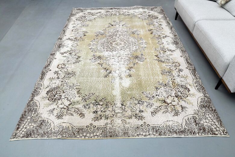 Green Vintage Area Rug