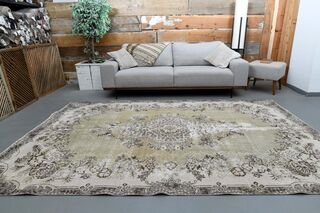 Green Vintage Area Rug - Thumbnail