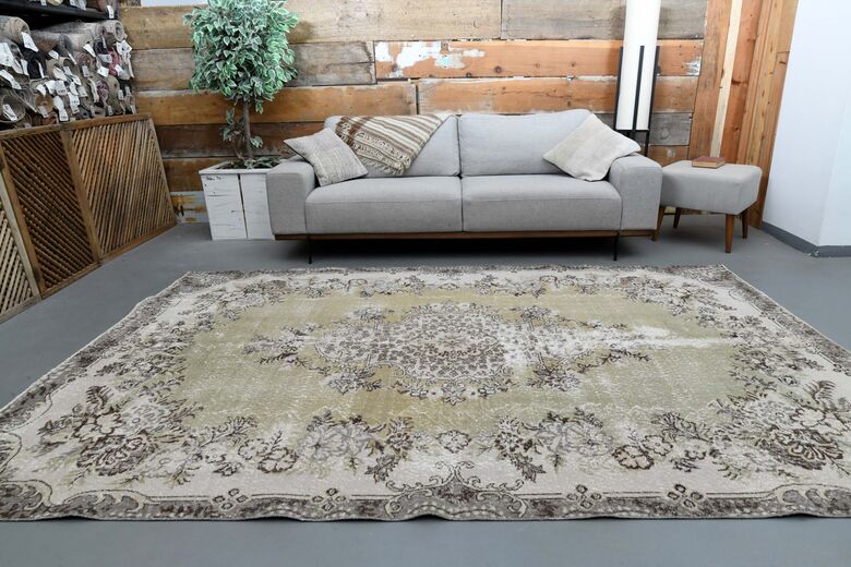 Green Vintage Area Rug