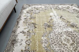 Green Vintage Area Rug - Thumbnail