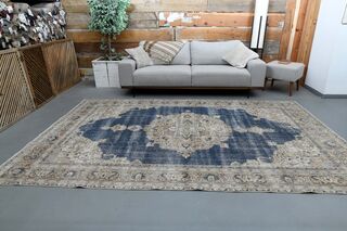 Vintage Turkish Area Rug - Thumbnail