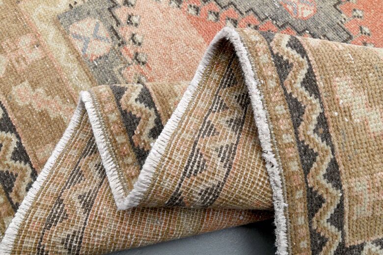 Oriental Wide Runner