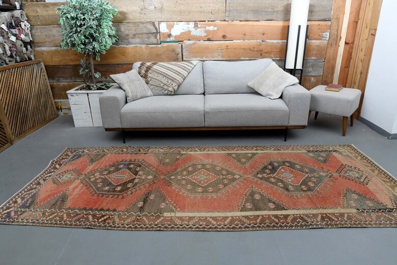 Oriental Wide Runner
