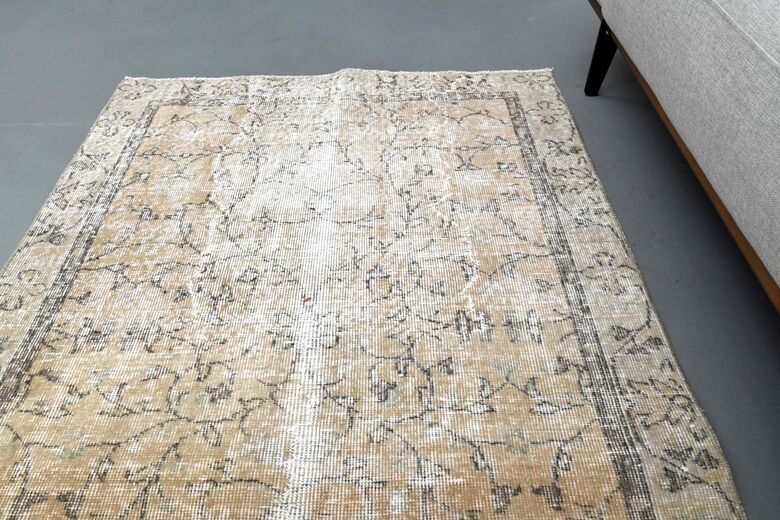 3x7 Floral Rug