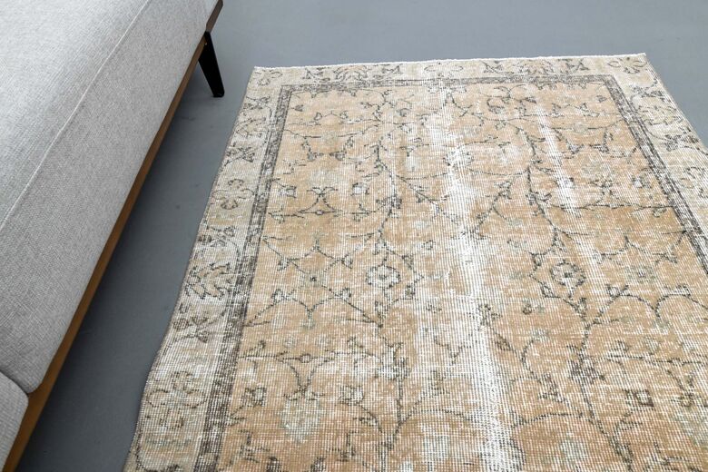 3x7 Floral Rug