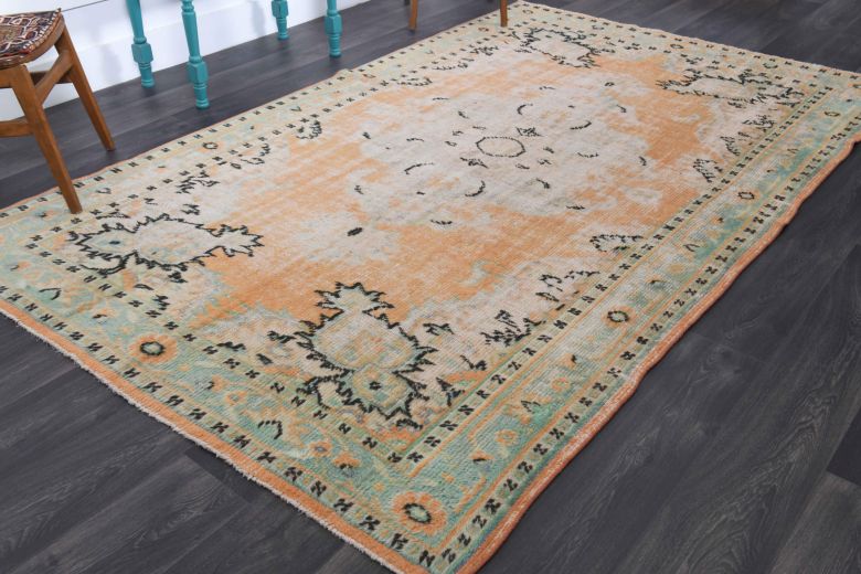 Oriental Vintage Anatolian Area Rug