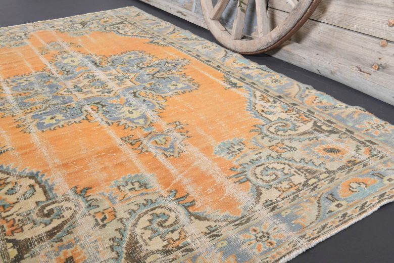 Oriental Vintage Area Anatolian Rug