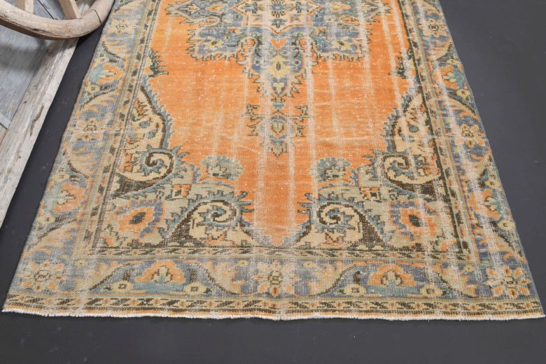 Oriental Vintage Area Anatolian Rug