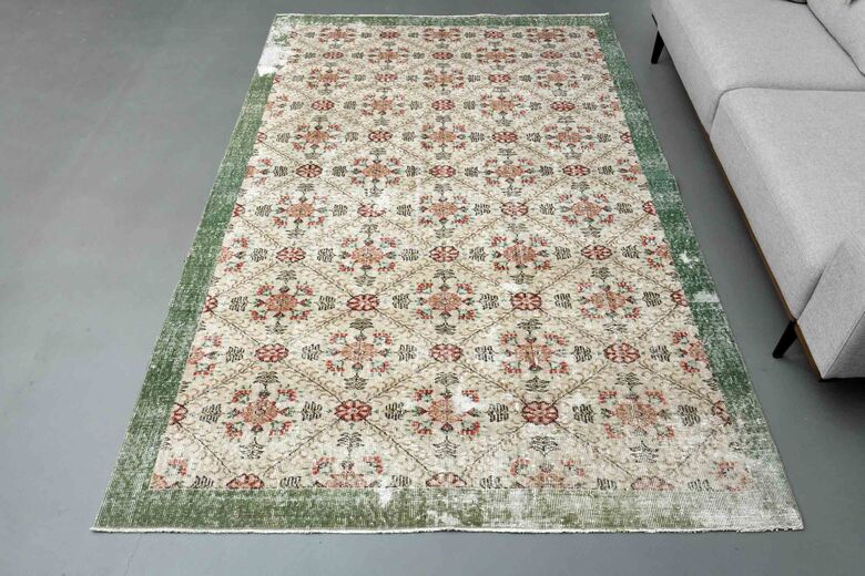 Bohemian Turkish Hereke Rug