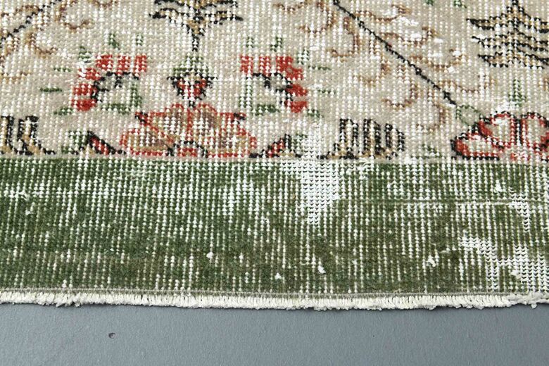 Bohemian Turkish Hereke Rug