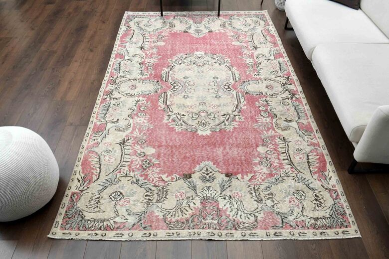 Shabby Chic Decor - Pink Oushak Vintage Rug
