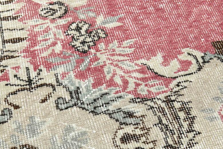 Shabby Chic Decor - Pink Oushak Vintage Rug