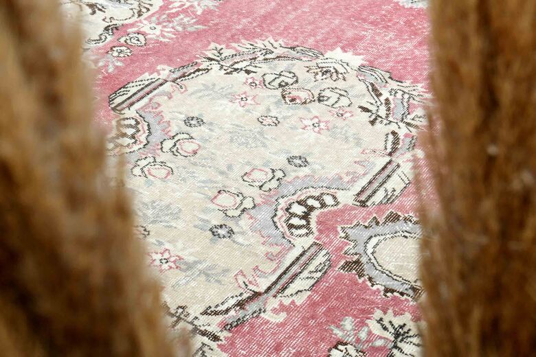 Shabby Chic Decor - Pink Oushak Vintage Rug
