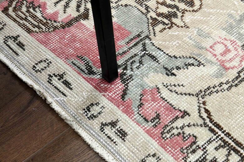 Shabby Chic Decor - Pink Oushak Vintage Rug