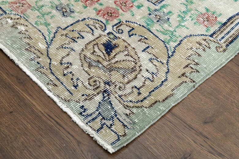 Original Vintage Wool Anatolian Rug