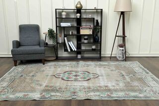 Original Vintage Wool Anatolian Rug - Thumbnail
