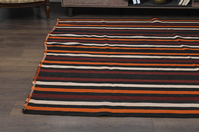 Multicolor Vintage Kilim Rug