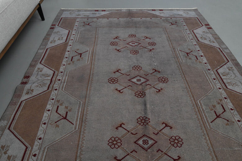 Gray Purple Handmade Milas Rug