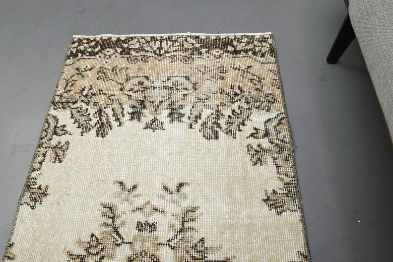 Woven Oushak Short Runner