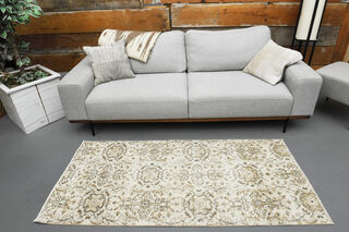 Floral Pattern Eclectic Anatolian Short Runner - Thumbnail