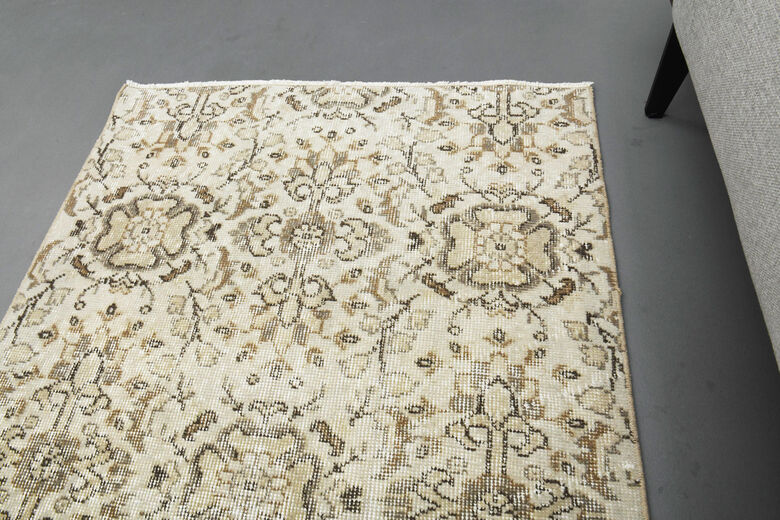 Floral Pattern Eclectic Anatolian Short Runner