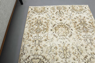 Floral Pattern Eclectic Anatolian Short Runner - Thumbnail