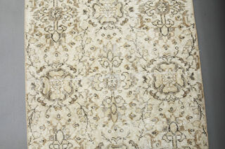 Floral Pattern Eclectic Anatolian Short Runner - Thumbnail