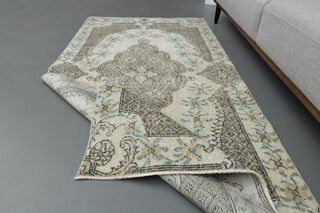 Persian Style Vintage Oushak Area Rug - Thumbnail