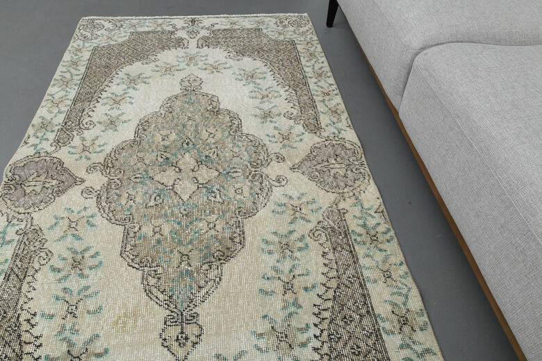 Persian Style Vintage Oushak Area Rug