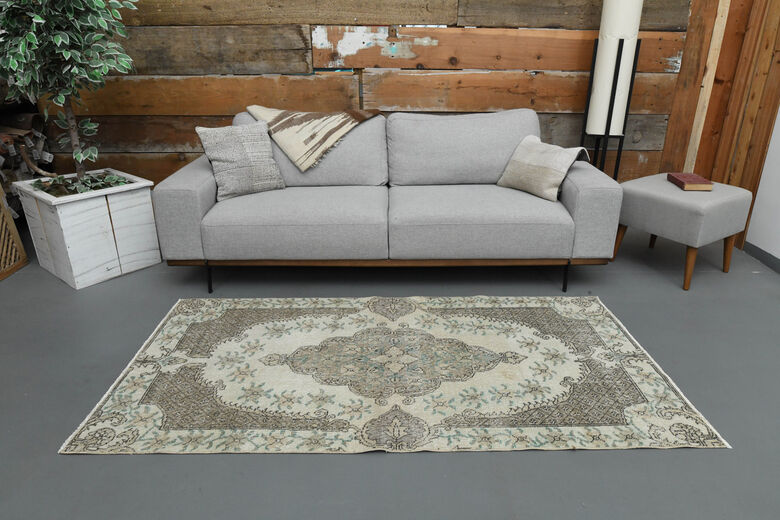 Persian Style Vintage Oushak Area Rug