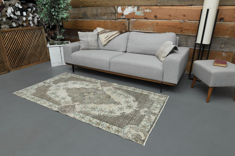 Persian Style Vintage Oushak Area Rug
