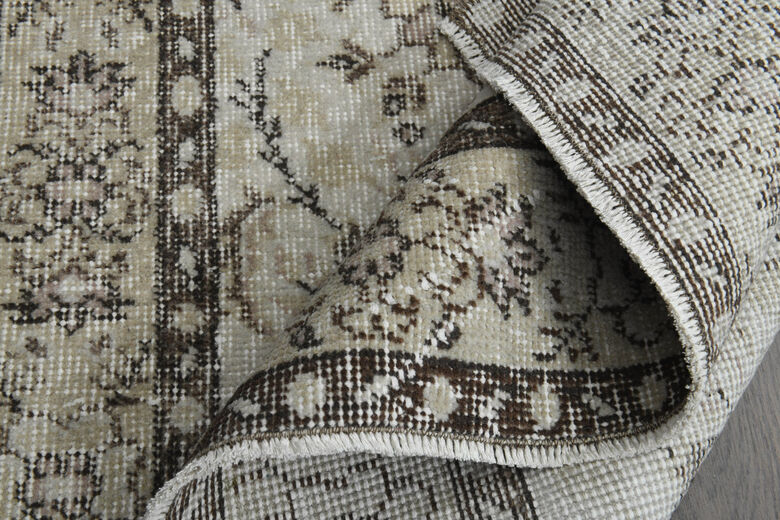 Floral Turkish Wool Hereke Area Rug