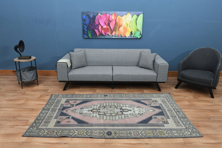 Farmhouse Decor Vintage Milas Rug