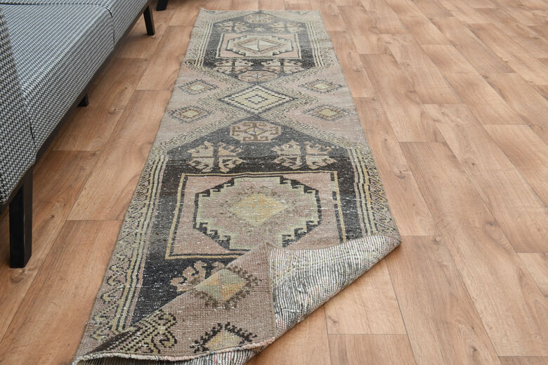 Oriental Vintage Anatolian Runner