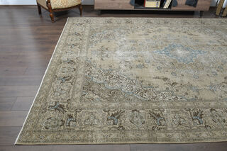 Persian Handwoven Area Rug - Thumbnail
