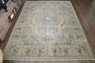 Persian Handwoven Area Rug - Thumbnail