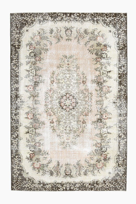Vintage Turkish Oriental Rug