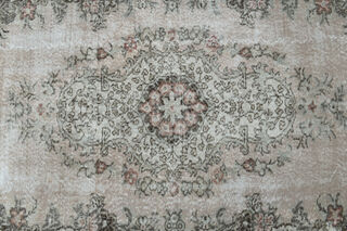 Vintage Turkish Oriental Rug - Thumbnail