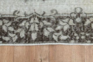 Vintage Turkish Oriental Rug - Thumbnail