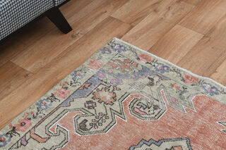 Oriental Vintage Rug - Thumbnail