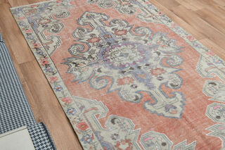 Oriental Vintage Rug - Thumbnail