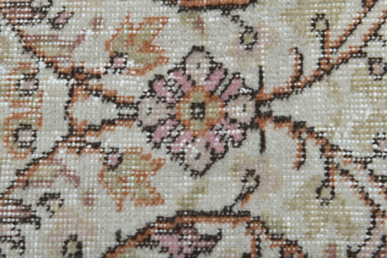 Beige Vintage Floral Area Rug