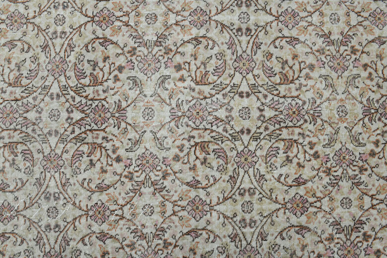 Beige Vintage Floral Area Rug